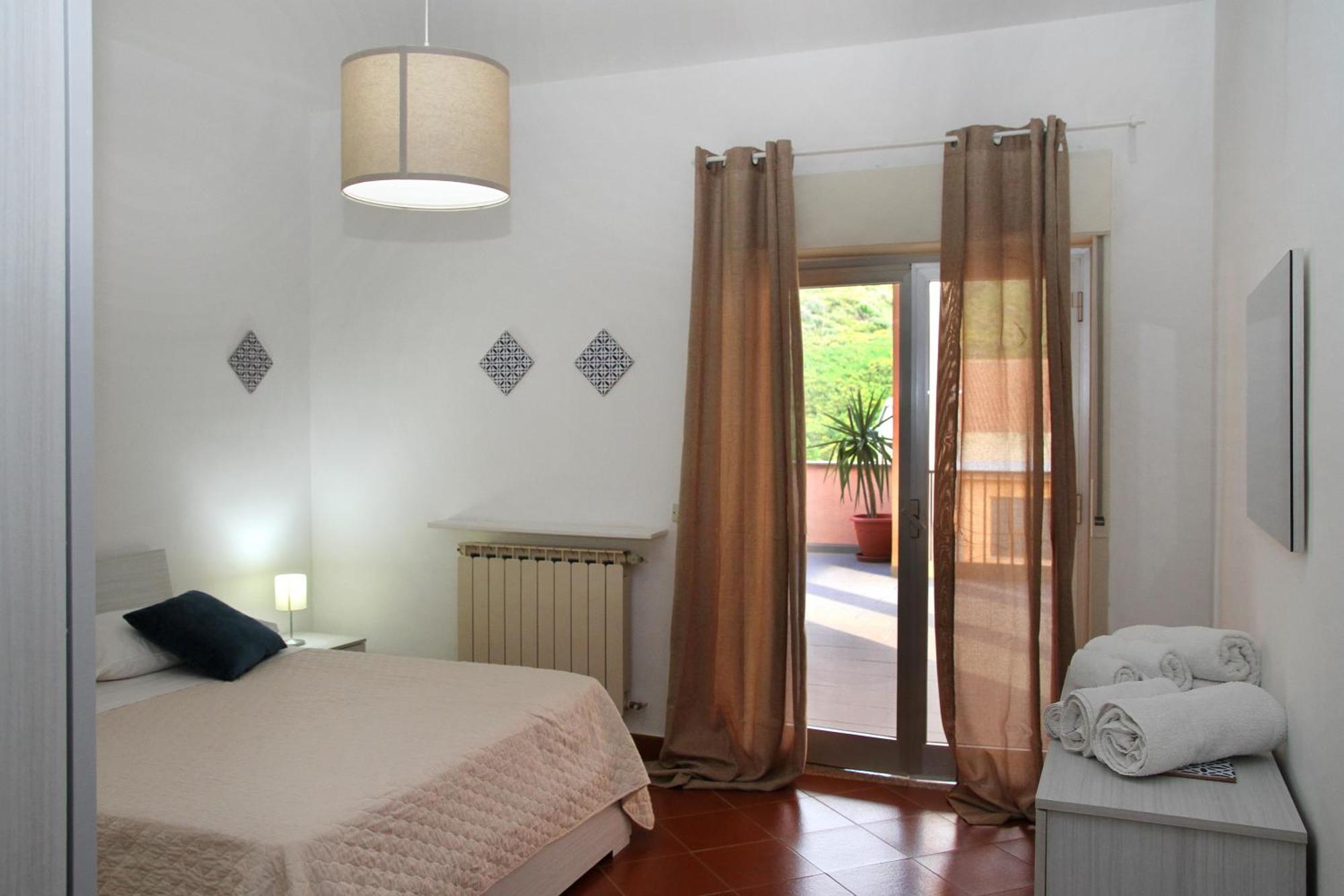 Attico Vista Mare Con Terrazza E Spa Riscaldata Санто-Стефано-ді-Камастра Екстер'єр фото
