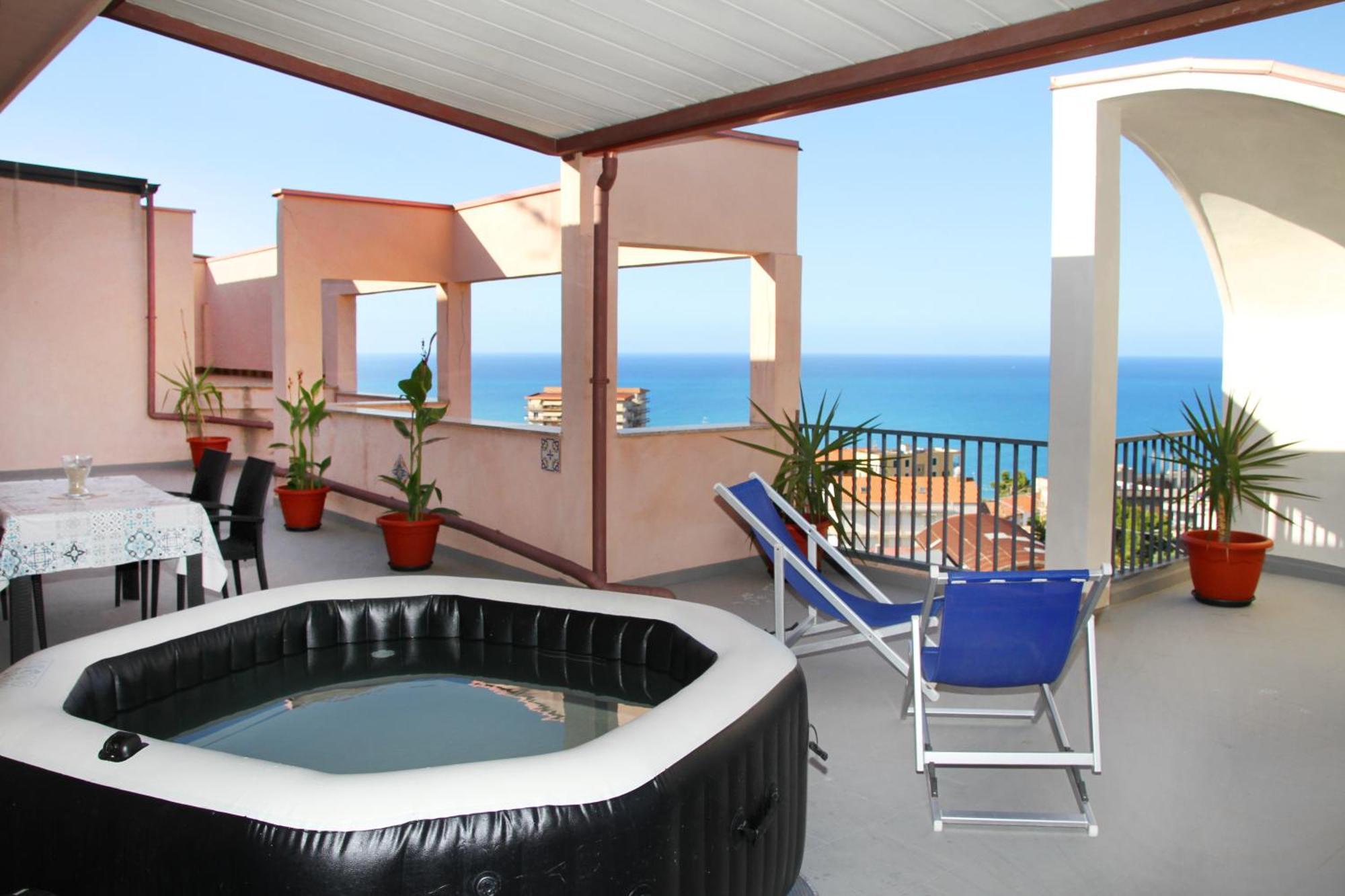 Attico Vista Mare Con Terrazza E Spa Riscaldata Санто-Стефано-ді-Камастра Екстер'єр фото